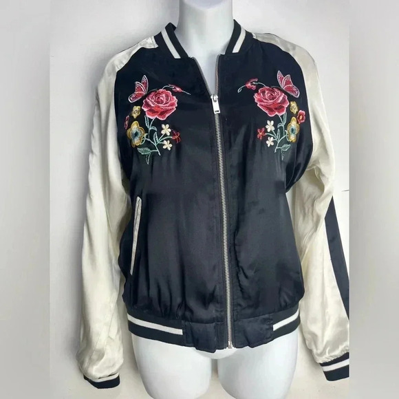 Forever 21 Floral Satin Souvenir Jacket - Picture 4 of 9